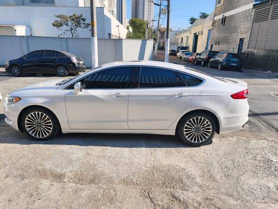 FORD FUSION 2.0 TITANIUM AWD 16V GASOLINA 4P AUTOMÁTICO FORD FUSION 2.0 TITANIUM AWD 16V GASOLINA 4P AUTOMÁTICO
